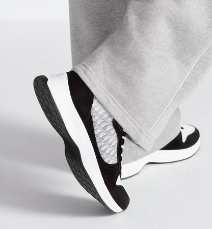 B25 SNEAKER