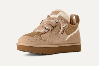 SNEAKER