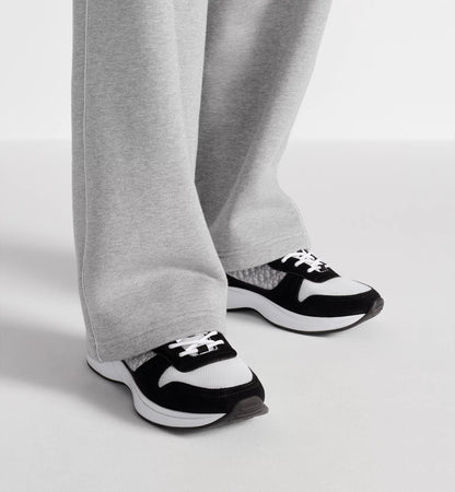 B25 SNEAKER