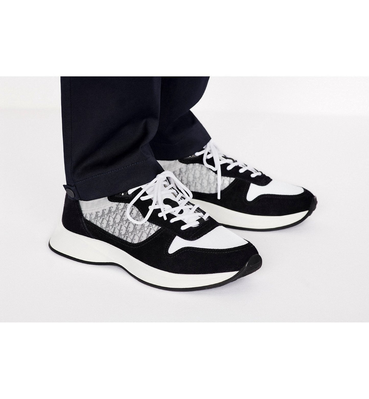 B25 SNEAKER