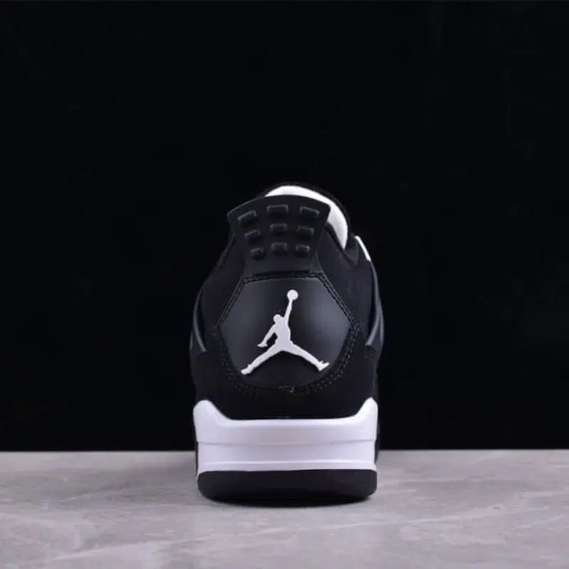 J4 SNEAKER