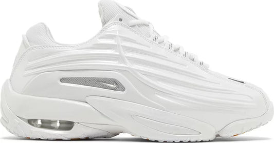 HOT STEP SNEAKER